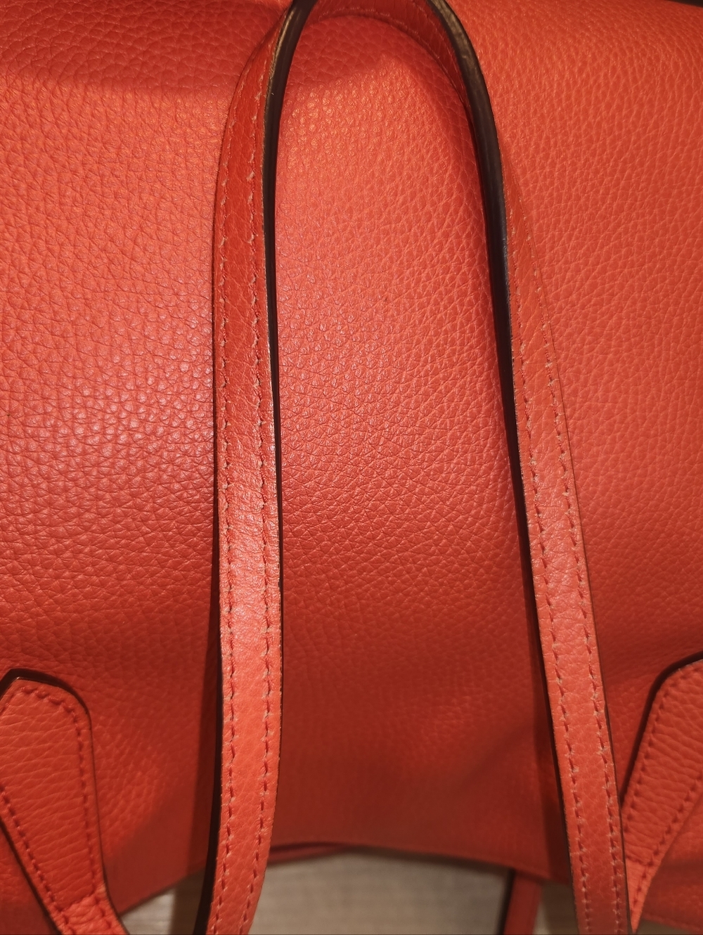 Gucci Red/Orange Leather Tote Bag - Picture 13 of 14